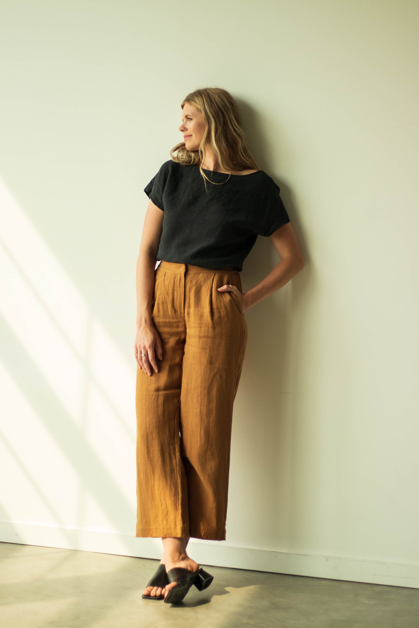 I AM STRONG Trousers | Caramel